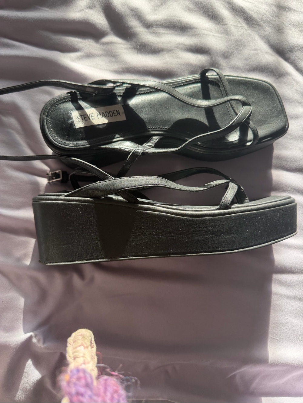 Steve Madden Black Leather Platform Strappy Sandals